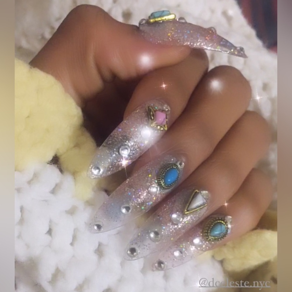 BESTSELLING 🌟 Press on nails 💅🏽 set of 20